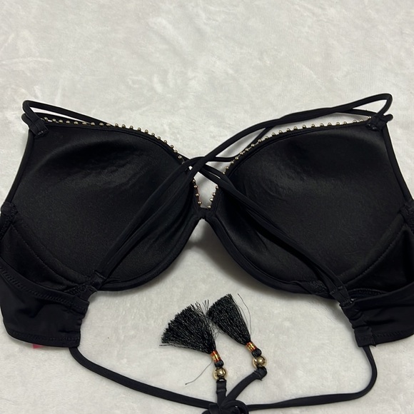 Crisscross Victoria’s Secret Extreme Push-up Swimming Top - Picture 6 of 11